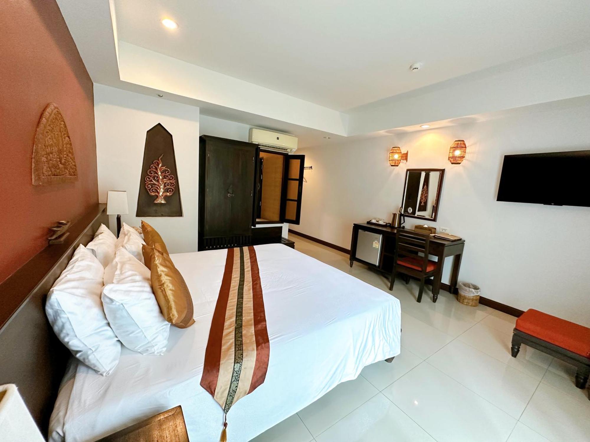 Navatara Phuket Resort Rawai Εξωτερικό φωτογραφία
