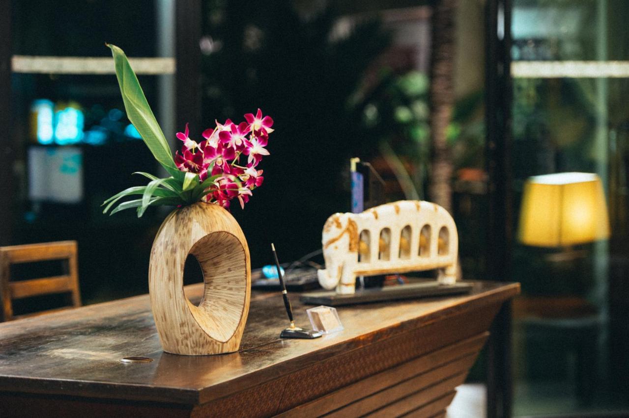 Navatara Phuket Resort Rawai Εξωτερικό φωτογραφία